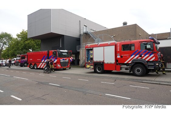 Kennemer Theater ontruimd na brand in sturingskast in Beverwijk