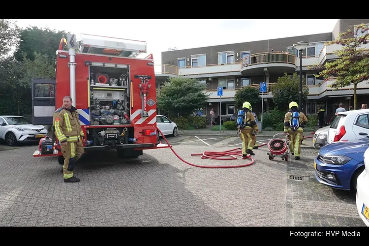 Brandweer forceert deur na pannetje op het vuur in wooncomplex Beverwijk
