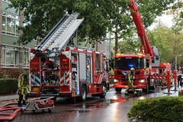 Grote brand in portiekflat in Santpoort-Zuid